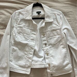 Ann Taylor white denim jacket silver buttons